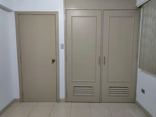 Departamento de venta en Lomas de Urdesa, 3 dormitorios, 1 parqueo cerrado.