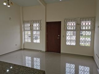 Foto 5 de Casa de venta en la Urbanización Las Delicias, 3 dormitorios