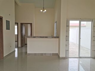 Foto 2 de Casa de venta en la Urbanización Las Delicias, 3 dormitorios