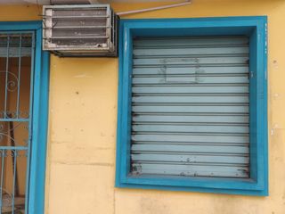 Foto 5 de ALQUILER DE LOCAL COMERCIAL EN EL CENTRO DE MANTA ECUADOR