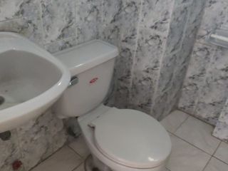 Foto 4 de ALQUILER DE LOCAL COMERCIAL EN EL CENTRO DE MANTA ECUADOR