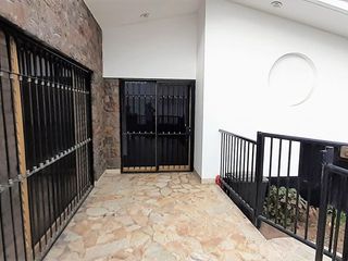 Foto 24 de VENDO AMPLIA CASA CERCA AV. LOS FRUTALES – LA MOLINA