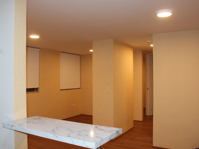 Alquiler De Hermoso Departamento En Condominio Los Laureles