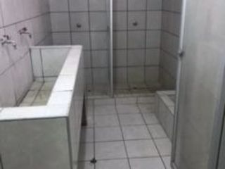 Foto 10 de Local Comercial con oficinas, Cerca al Centro comercial Las Malvinas, ideal MYPE