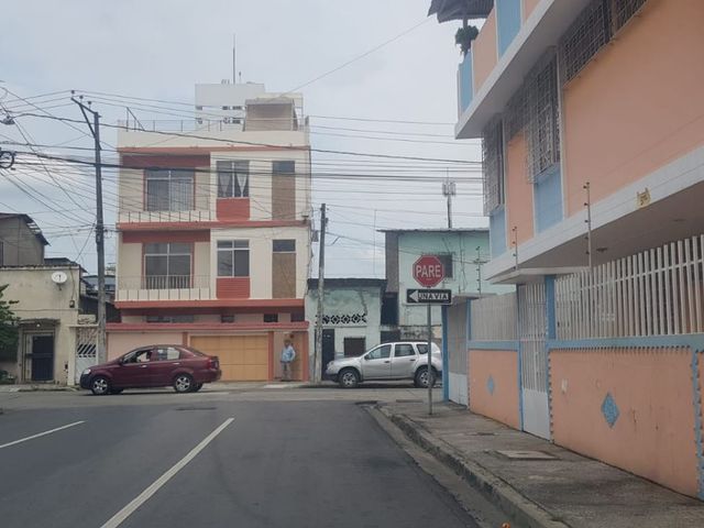 Venta de casa rentera en el centro sur de Guayaquil, excelente retorno de la inversión