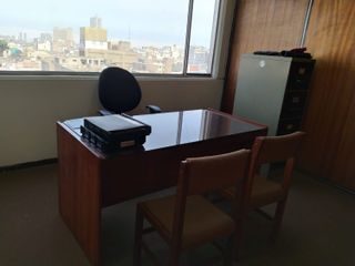 ¡SE ALQUILA ¡ Oficina en Jirón Cuzco, Lima.