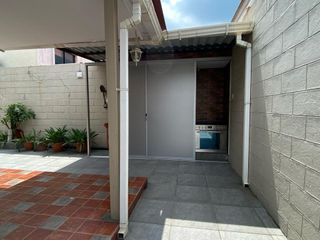 Foto 11 de EN VENTA HERMOSA CASA DE 2 PLANTAS - SAN EDUARDO II