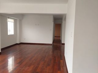 Foto 2 de Vendo amplio Penthouse - Duplex - Urb. Las Quintanas Trujillo La Libertad