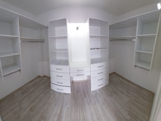 Foto 6 de Vendo amplio Penthouse - Duplex - Urb. Las Quintanas Trujillo La Libertad