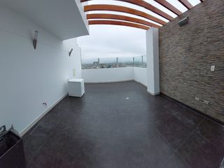 Foto 13 de Vendo amplio Penthouse - Duplex - Urb. Las Quintanas Trujillo La Libertad