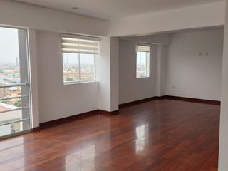 Foto 3 de Vendo amplio Penthouse - Duplex - Urb. Las Quintanas Trujillo La Libertad
