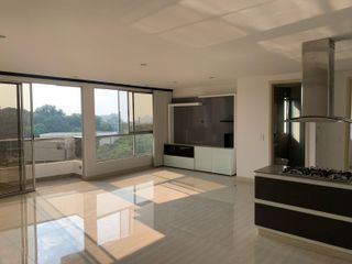 Se Renta Apartamento Duplex en Pinares Alto