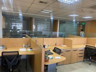 Foto 4 de Oficina de 647 m2 amoblada en Renta en Av. Amazonas y Naciones Unidas