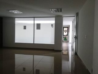 Foto 5 de Consultorio en arriendo en Los Alpes