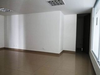 Foto 2 de Consultorio en arriendo en Los Alpes