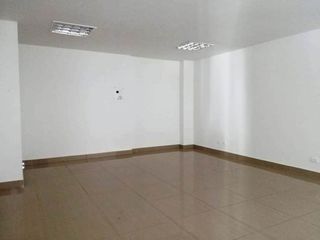 Foto 9 de Consultorio en arriendo en Los Alpes