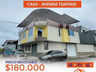 SE VENDE CASA - AV TSAFIQUE