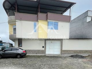 SE VENDE CASA - AV TSAFIQUE