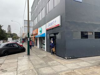 Foto 16 de ALQUILO OFICINAS Y/O CONSULTORIOS EN BATALLON CALLAO SUR, CHACARILLA