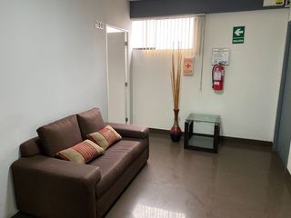 Foto 3 de ALQUILO OFICINAS Y/O CONSULTORIOS EN BATALLON CALLAO SUR, CHACARILLA