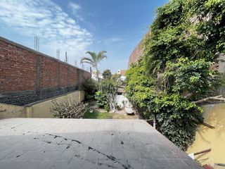 Foto 4 de VENDO CHORRILLOS ATRACTIVO TERRENO 300M2 PARAMETROS PARA 6 PISOS