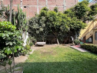 Foto 1 de VENDO CHORRILLOS ATRACTIVO TERRENO 300M2 PARAMETROS PARA 6 PISOS