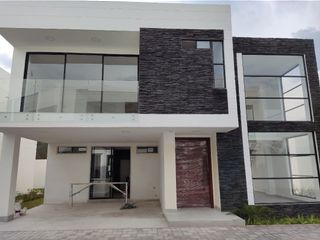 Casa en venta Sector Rancho San Francisco Cumbayá Tanda - Casas Venta Sin Adosar Quito Ecuador