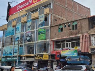 Foto 1 de VENTA DE AMPLIO DEPARTAMENTO EN TERCER PISO EN EL CENTRO DE CHICLAYO