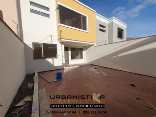 Se Vende Casa por Estrenar Sector Molinopamba – Ricaurte.