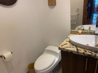 En Venta Departamento Bellavista con Balcón