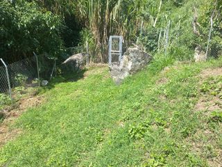 Vendo casa finca iniciada, bien barata, entre  Girardota y Barbosa Antioquia.