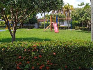 Foto 3 de Lote en venta en exclusivo conjunto en Ricaurte- Cundinamarca
