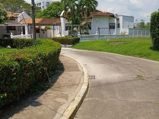 Foto 9 de Lote en venta en exclusivo conjunto en Ricaurte- Cundinamarca