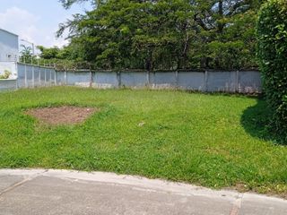 Foto 2 de Lote en venta en exclusivo conjunto en Ricaurte- Cundinamarca