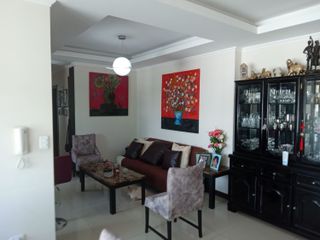 Venta Departamento amplio, sector av Brasil