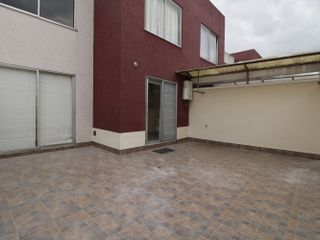 Casa en renta La Armenia II, Quito Ecuador 3 dormitorios
