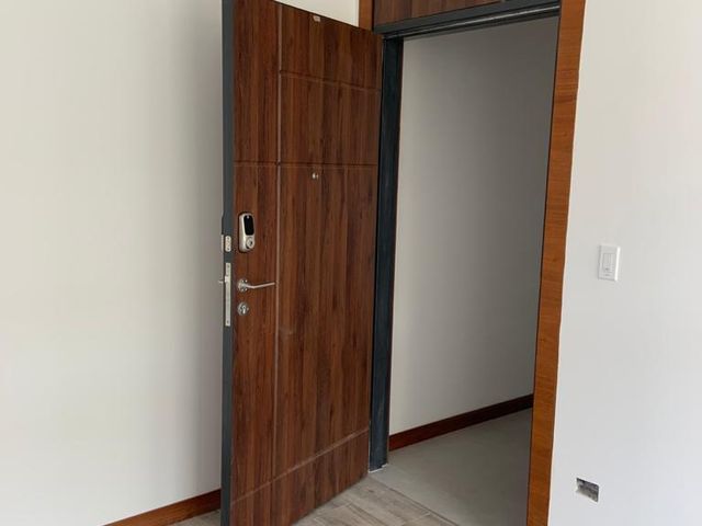 DEPARTAMENTO DE LUJO DOS DORMITORIOS EN CUMBAYA