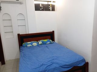Departamento de alquiler en Kennedy Norte, 2 dormitorios, 1 parqueo.