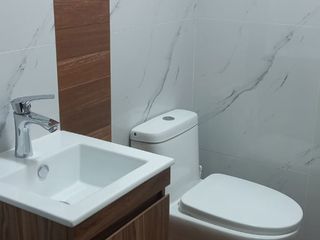DEPARTAMENTO EN CERCADO DE LIMA 3 DORM. 2 BAÑOS