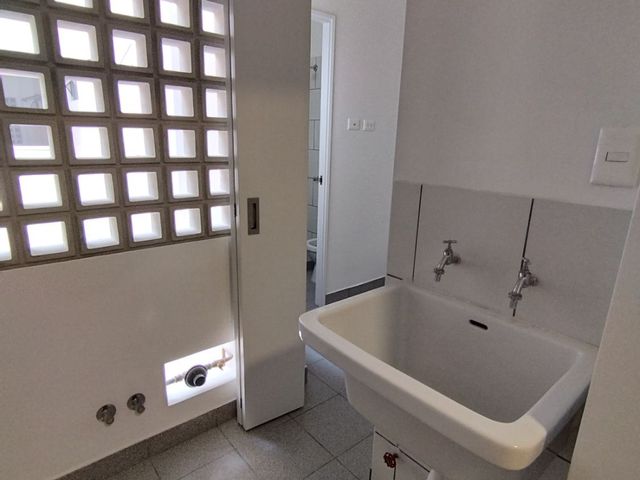 ALQUILO FLAT ESTRENO 110 m2 - SAN ISIDRO - 02 DORMITORIOS