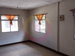 Foto 4 de VENDO CASA DURAN CDLA. ABEL GILBERT III