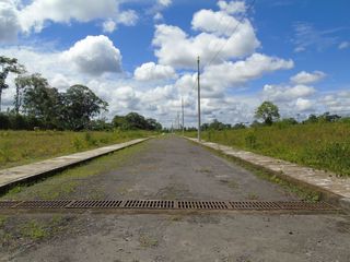 Foto 10 de Vendo lote ESQUINERO en la urbanización IROTAMA, avenida Chone, kilómetro 8 1/2