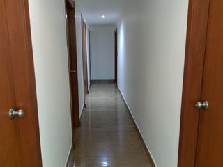 Foto 11 de Departamento de venta en Puerto Santa Ana, frente al Río, 2 parqueos.