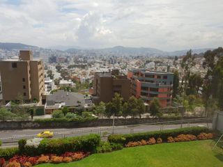 Dpto. 3 Dormit. 360 M2. (Sector Quito Tenis Alto)