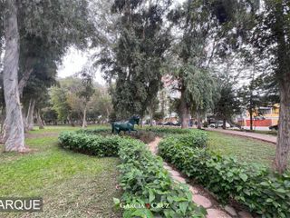 VENTA DE DEPARTAMENTO EN LINCE, Frente a Parque