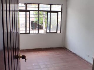 VENDO APARTAMENTO TERCER PISO SAN JUDAS