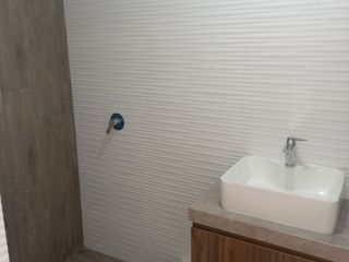 DEPAS Y DUPLEX DE 170 y 146 m2 Y 4 Y 3 DORMITORIOS 3 Y 2  BAÑOS COCHERA ASCENSOR CERCA A MUNICIPALIDAD URB.  LAS PALMERAS LOS OLIVOS DESDE $ 135.000