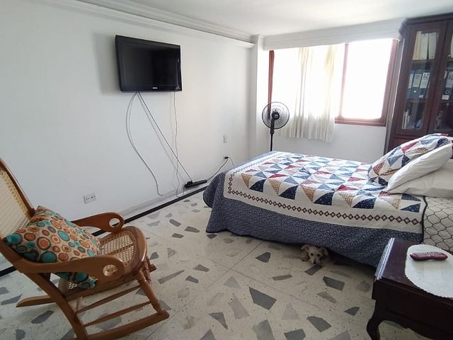 VENDO Apartamento sector  El Prado