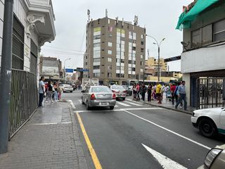 Foto 2 de Vendo Local Comercial 160 m2 en Cercado de Lima