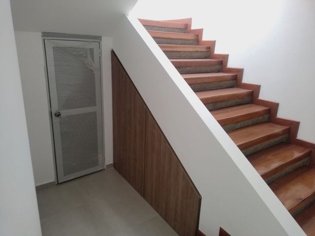 RENTO CASA COMERCIAL CHICO. USO MULTIPLE: 370 m2